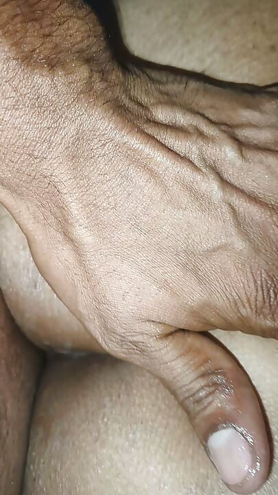 Desi Bhabhi Ki Gaand Mari Thuk Laga ke