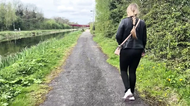 Can't Hold It, Pissing Outdoor Compilation