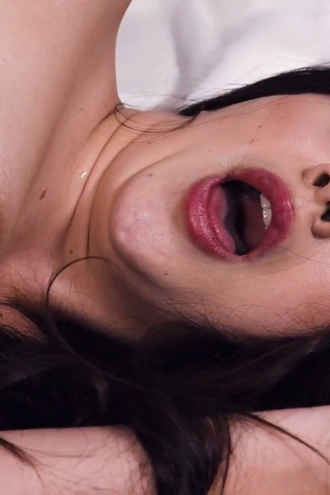 Out of the Family - Sexy 18yo Natalie Brooks Helps Her Stepdad to Jerking off