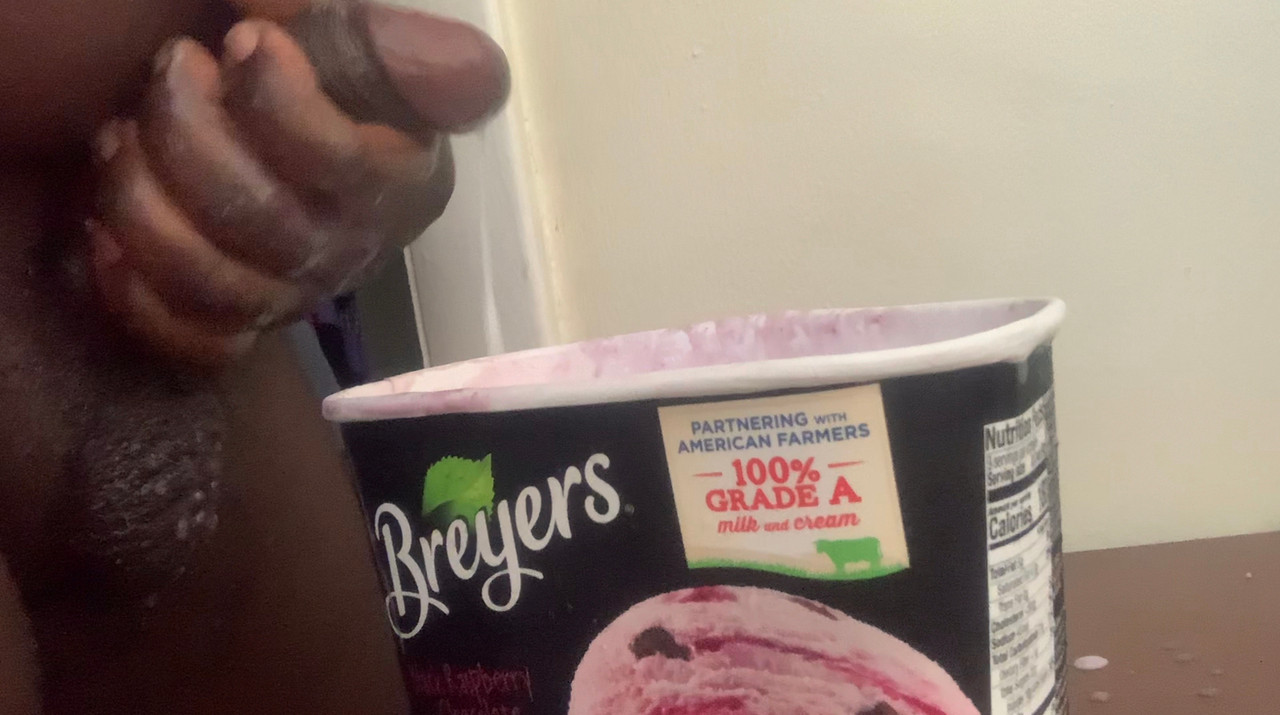 Jerking off And Cum In  Ice Cream, Such An intense Feeling
