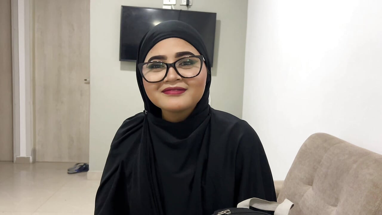 Religious Muslim Stepsister Puts Her Beliefs Aside To Try A Cock