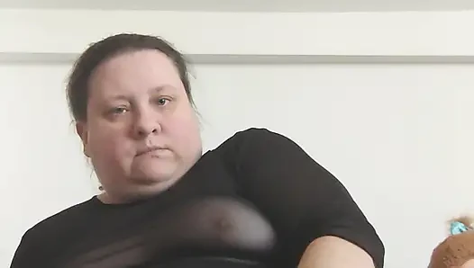 My first time with pussy fisting was thick