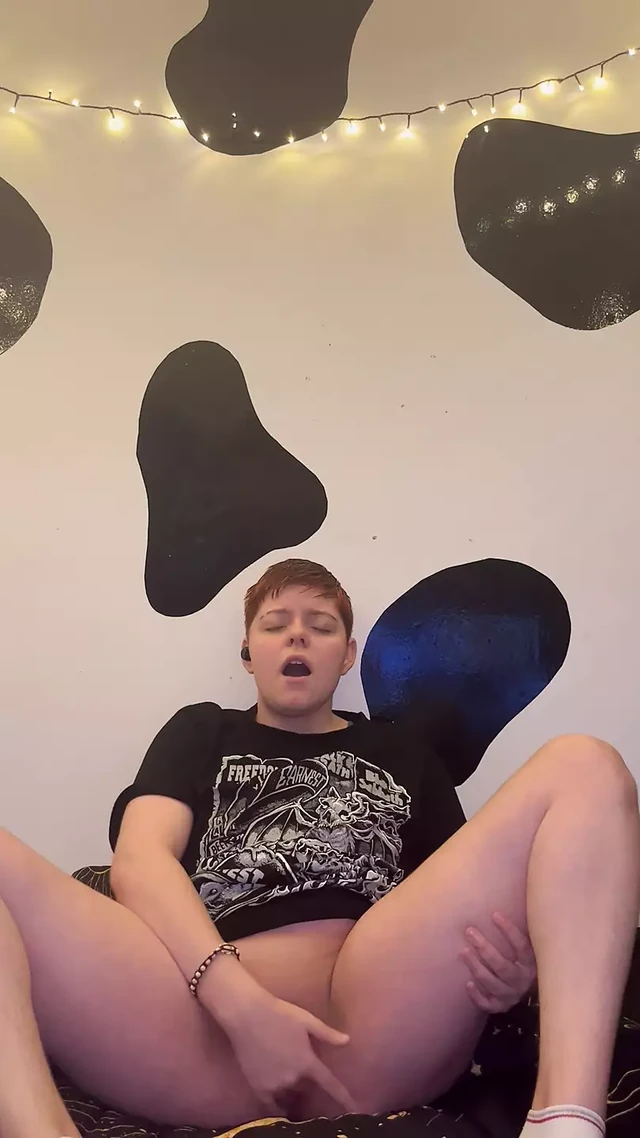 Trans boy Alexander plays with his t cock