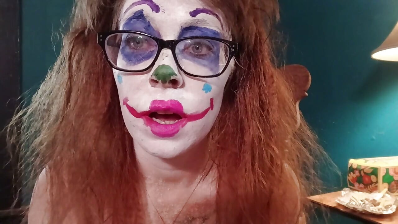 Clown makeup and smoking fetish