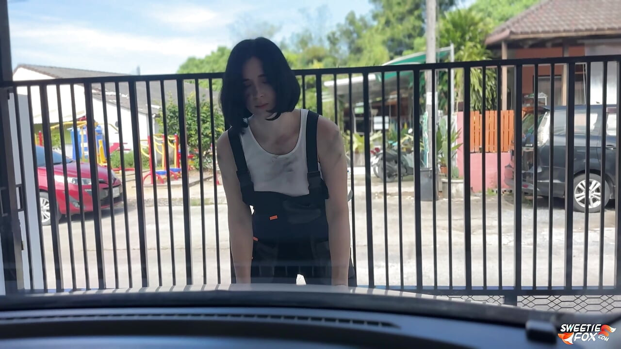 Beauty Auto-Mechanic Deepthroat, Rough Fucks and Gets Facial POV