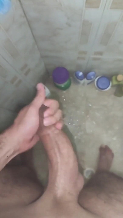 ช่วยรับน้ําเงี้ยวของกูอาบน้ําหน่อยได้ไหม?