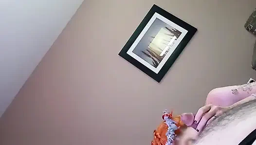 Petite redhead celtic chick is begs to get creampied and gives the best blowjob with eye contact (close up insertion)