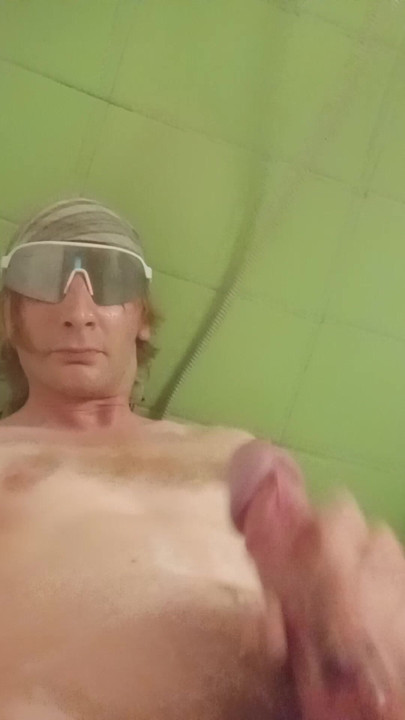 Cool cumshot