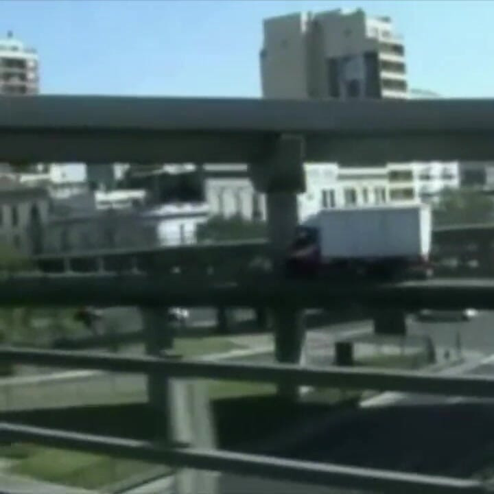 Gangbang s černým klukem v autobuse