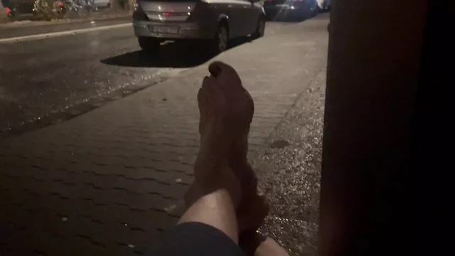 My hot Feet