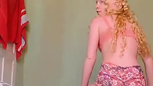 BLONDE AND BRUNETTE DANCING MASTURBATING UNTIL I LIKE IT