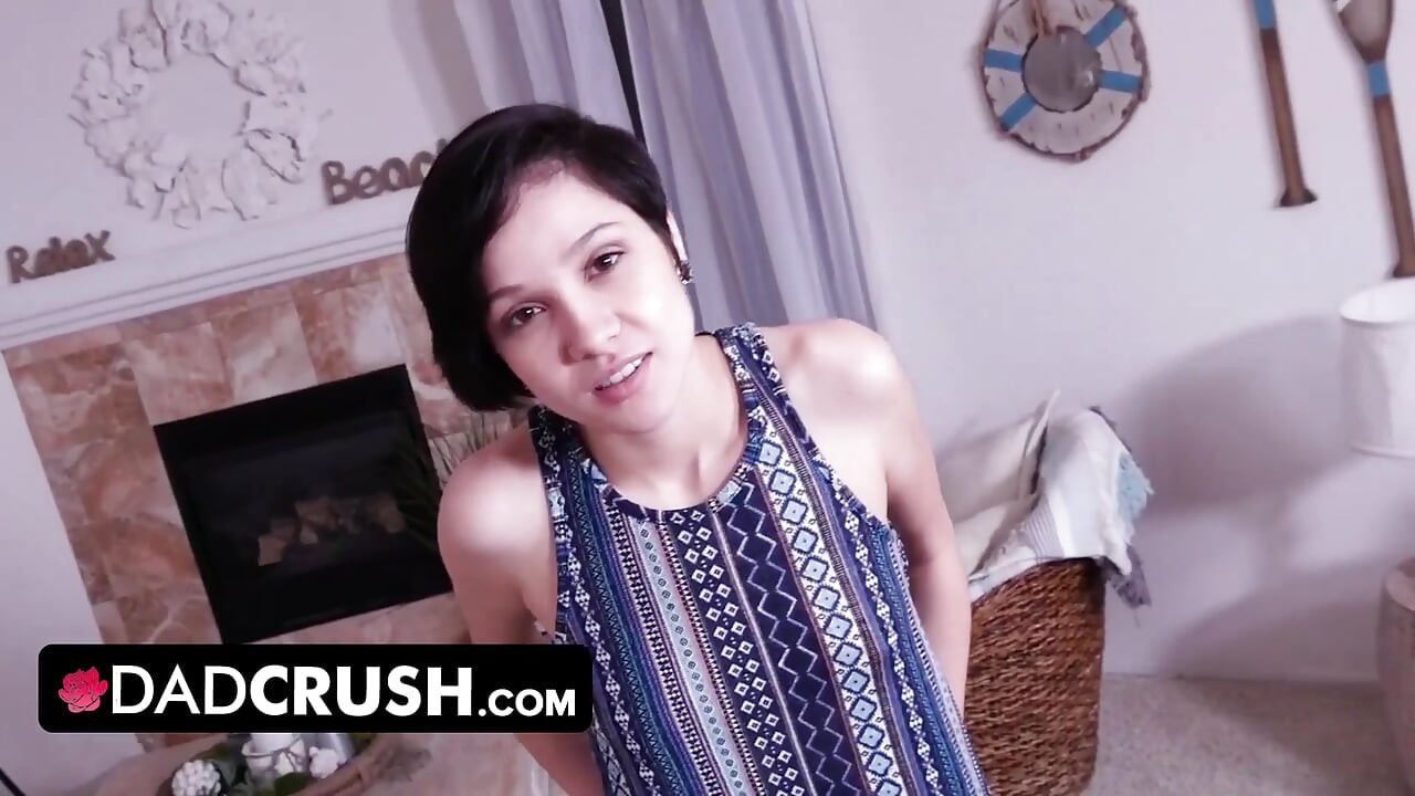 DadCrush - WRONG NUMBER! Horny stepdaughter sends her stepdad nudies by mistake and makes him cum