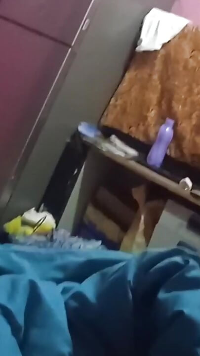 אישה אוהבת מוצצת זין