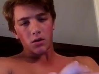 blond twink cumming for camshow (9'')