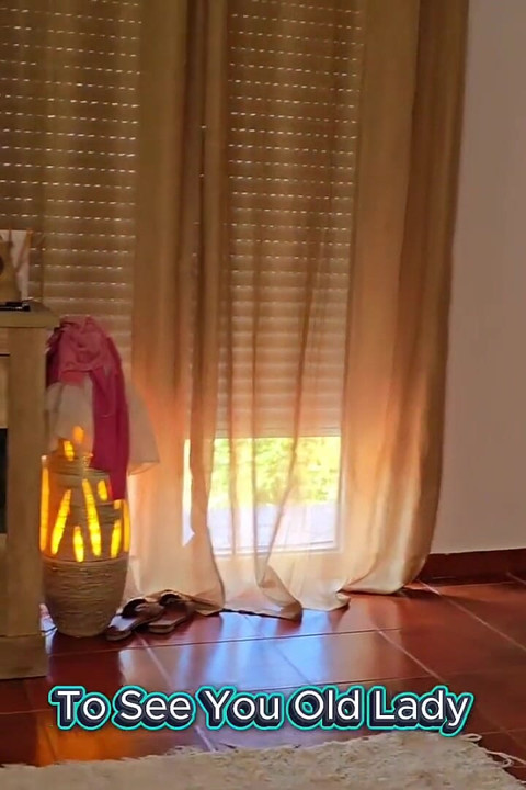 My Friend Gets Angry with Me, so to Make Her Happy, I Stick My Dick in Her Wet Pussy. Amateur!!