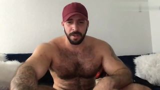 Beard muscle daddy wanks off  and cums