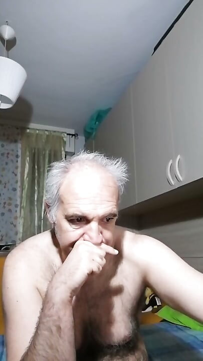 Ein schneller Schuss mit großem Sperma, sobald ich früh morgens aufwache!