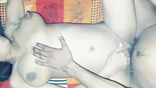 Musim 108. Istri India desi amisha bhabhi melakukan ngentot pantat