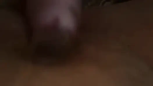 Şişman sıkı amcığıma dildo sokuyorum