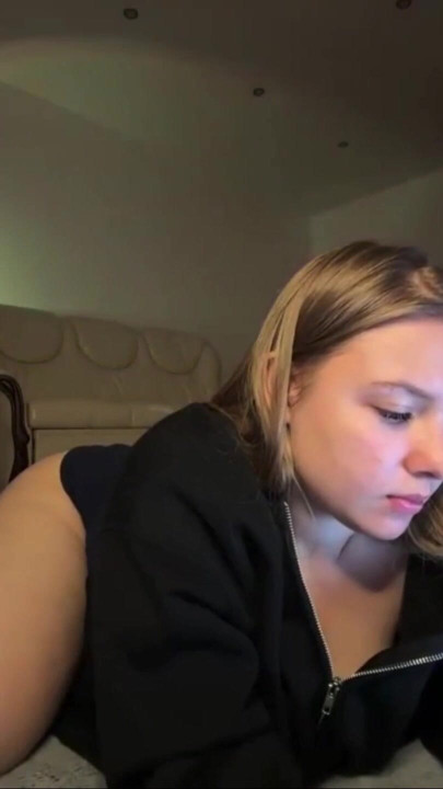 Fingering tight pussy with jucielussie | Clip 1