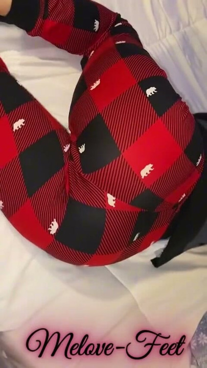 Compilation of Melove's Delicious Butt in tight Pants | Clip 1
