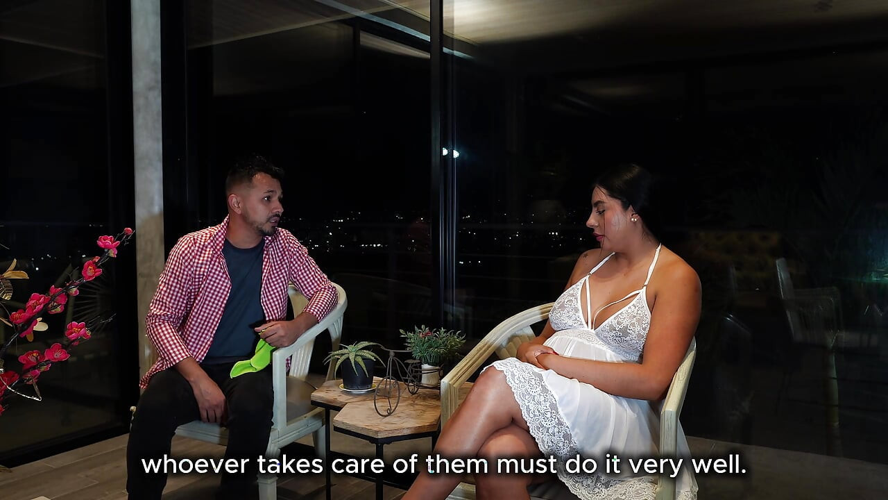 I Find That I Can Control and Fuck My Pregnant Wife with a Simple Remote Control