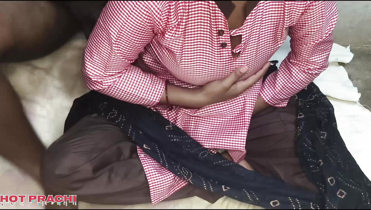 Desi Student 18+ 操她美麗的學校暗戀對象，浪漫的奶子秀和緊致的貓咪操印地語音頻 Xxx