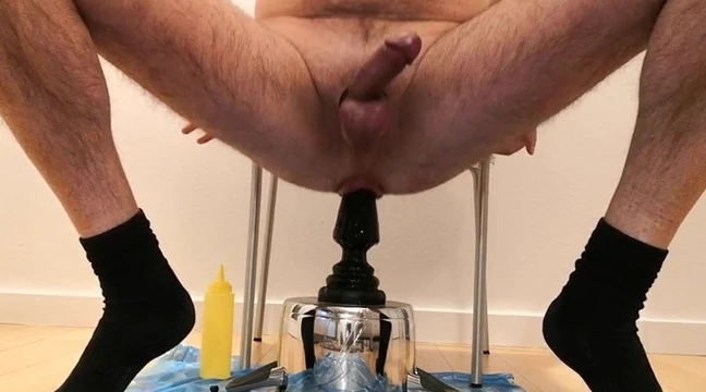 meaty cunt lips fucked and hard cock... hands free cumshot