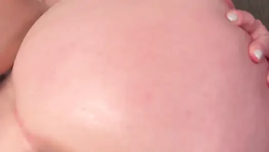 Stepsister Seduces You with Her Ass