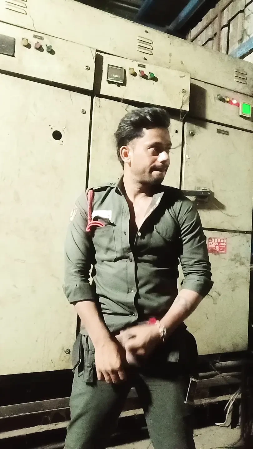 The bamboo of your eyes flows to the heart, sexy songs, the bamboo of your eyes, the bamboo of your eyes flows to the heart, sexy songs