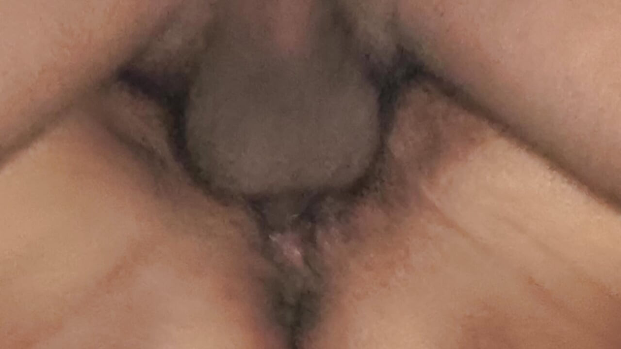 Bhabi's vagina is flink geneukt en volgespoten met zaad, Bhabi's creampie vagina is geneukt