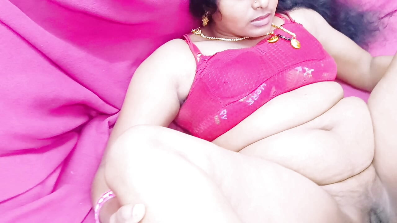 Beautiful Red Saree Desi Housewife Hardcore Fucking House Maid. Telugu Dirty Talks.