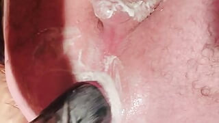 Fisted dipaksa memancut mani dan kencing