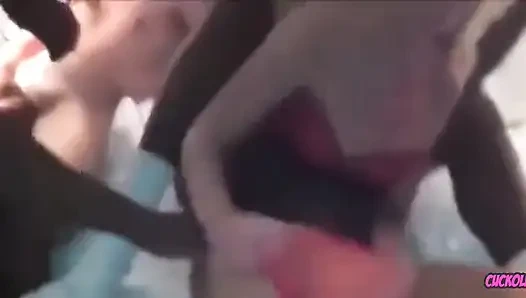 Milf cuckold - kita semua tentang permainan cuckold! Aku dan teman-temanku suka banget dientot habis-habisan sama besar