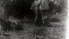 Dreharbeiten zu einem Hardcore-Sexfilm (Retro aus den 1930er Jahren)