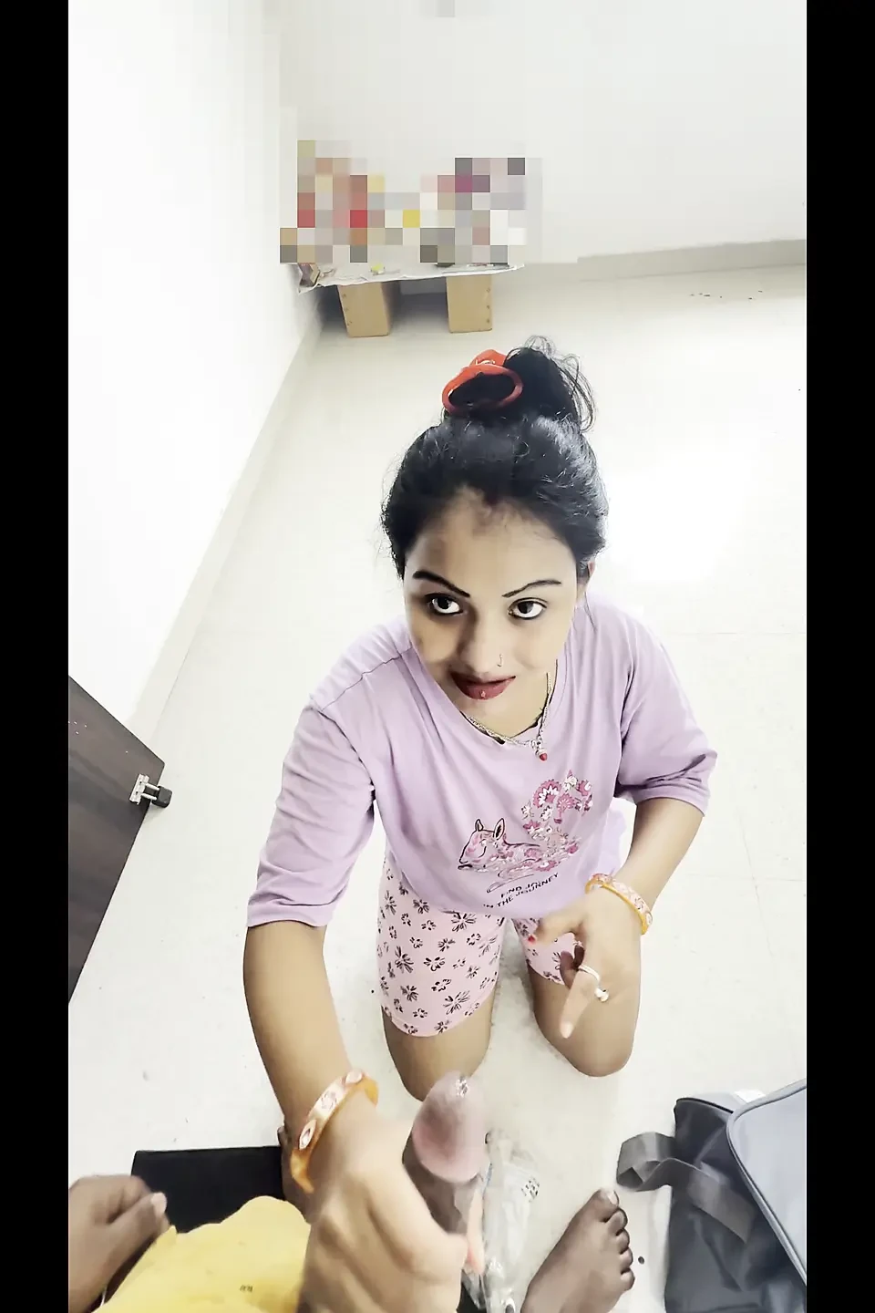 मुख-मैथुन सुंदर लड़की