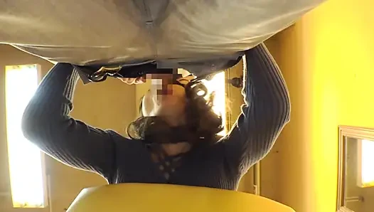 Göz temasının asla durmadığı salon