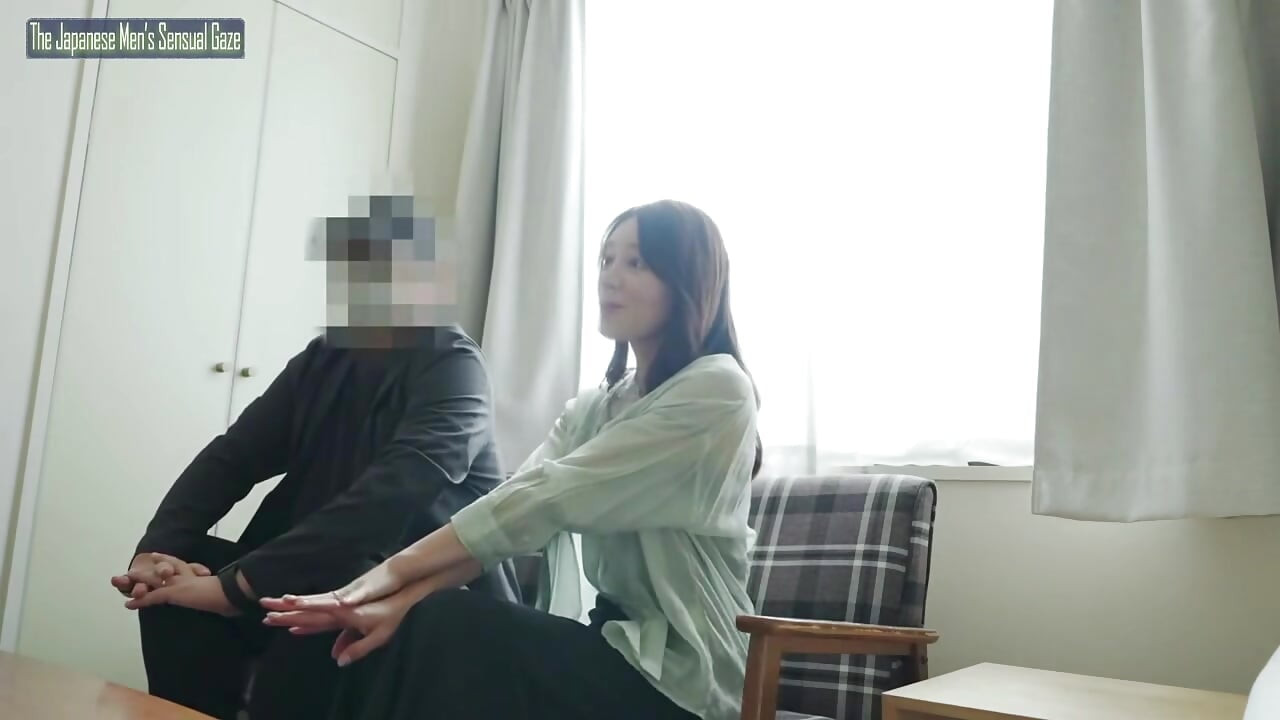 Goddelijke vrouw naast de deur, een cuckold-affaire die verlangen over de rand stuurt - deel 1