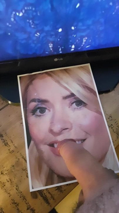 Holly Willoughby Cum tribute 12