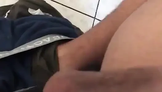Hızlı Bir Şekilde Zevk Alıyor