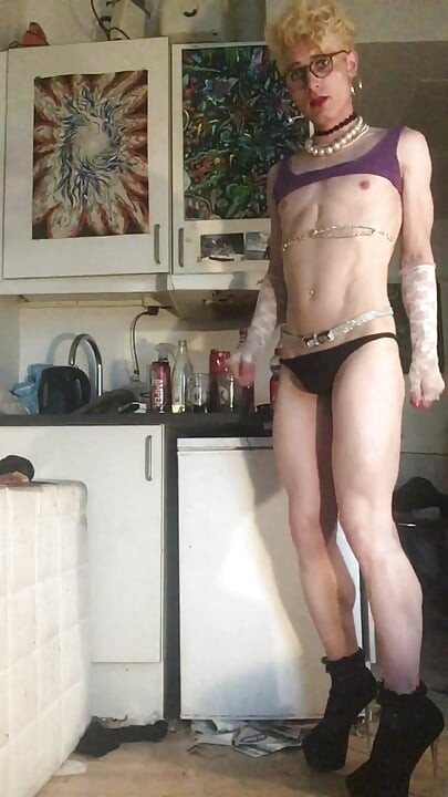 Skinny Blond Whiteboi Bitch Jes Exposed