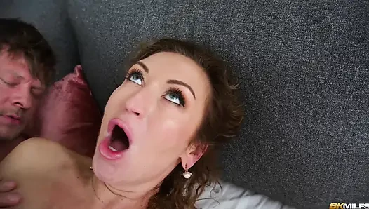 Tante seksi eropa julia north dicrot di dalam