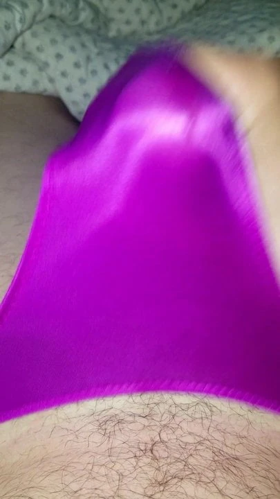 Cumming a través del nuevo bikini de victoria secret