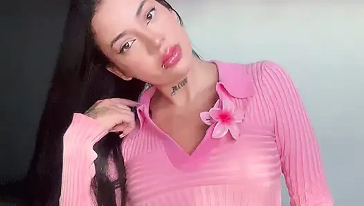 Доминантно раздевается для моих рабынь