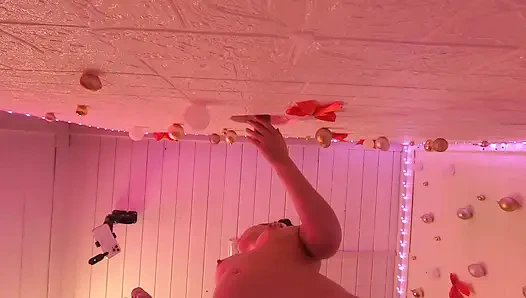 Kontol larut dengan kesenangan. MisssVikki