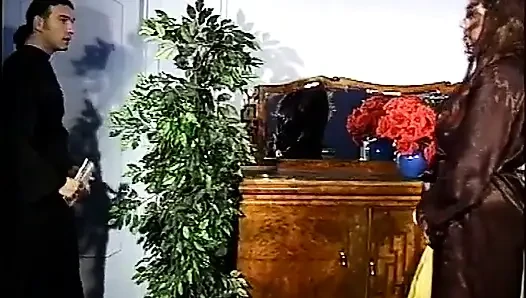 Jessica Rizzo в сицилийской сцене с женой 06