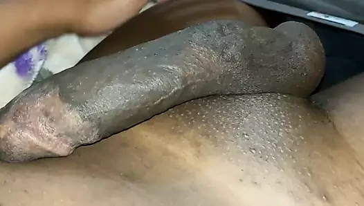 Güzel yaraklı adam
