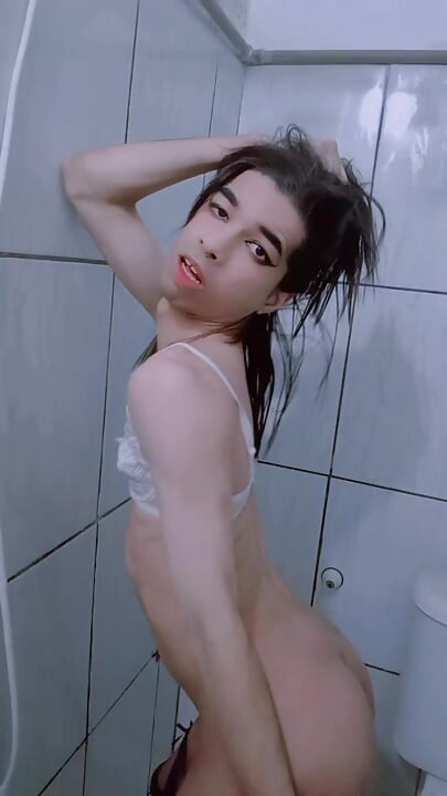 She Carles Woman Transvestite Slut in Bra and Panties Suck Cock Female Bitch rolls and takes rod in the ass broken into by this little Carlezinha