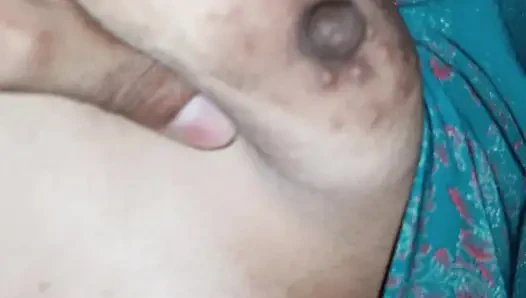 Kondom penis ukuran besar keras mainan seks vaebetr dan ngentot ukuran besar desi bhabhi