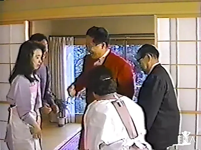 Hiromi Oka 入店行窃乳制品 Jpn 复古